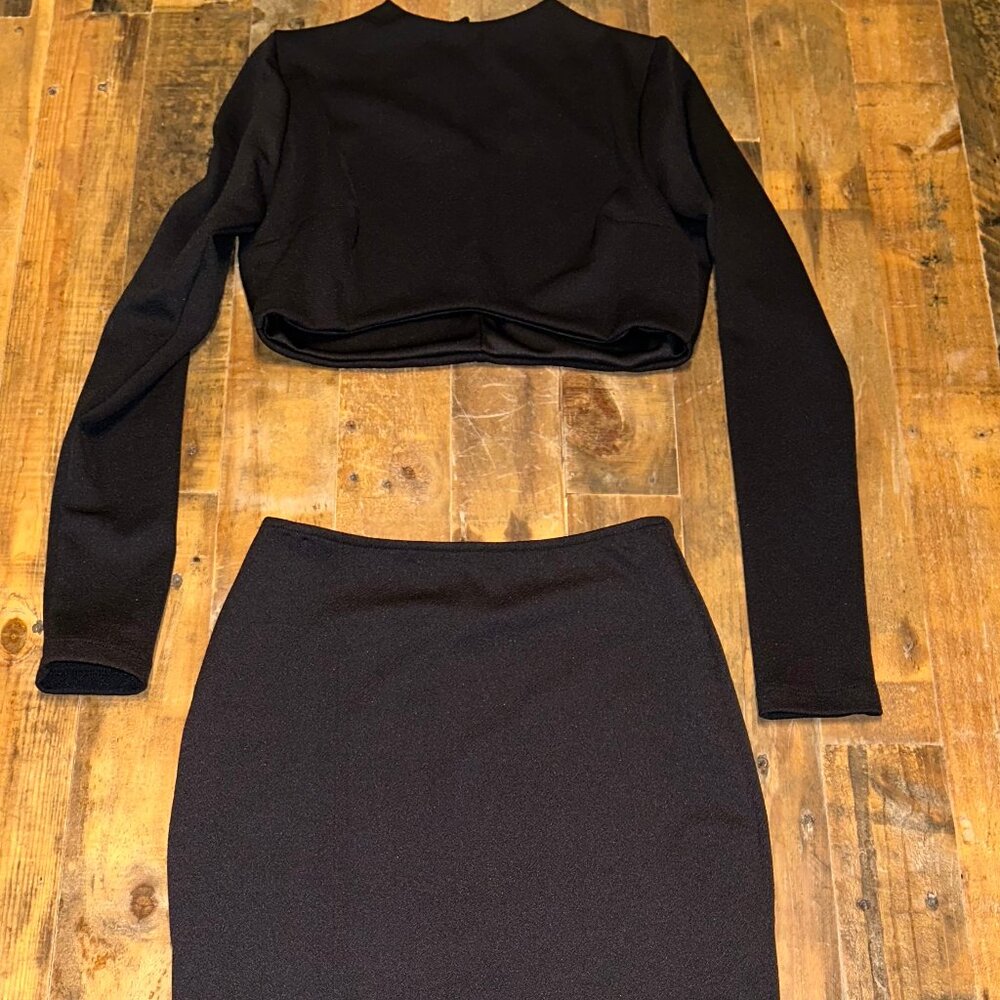 S95 Black Eleganzarella 2 Piece Skirt Set